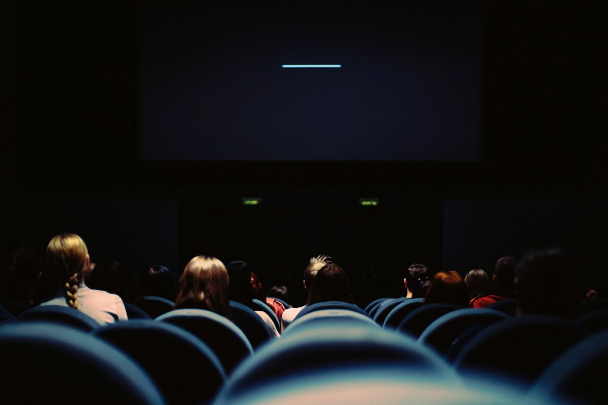 《绵羊侦探团》首映 马思纯沙溢土豆分享配音心得（封面配图）